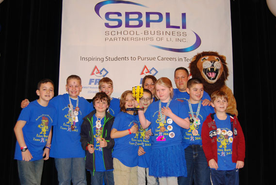 Bayport "Lionbots" Take Second Place